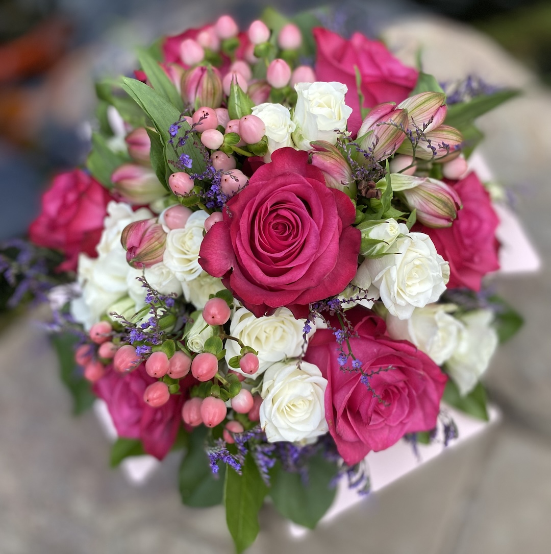 Šopek Flower Bucket Eleganca